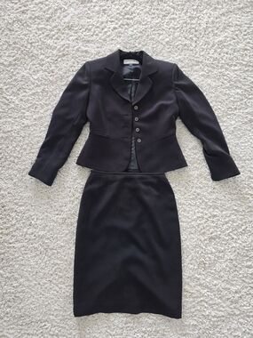 Classic Black Women's Skirt Suit